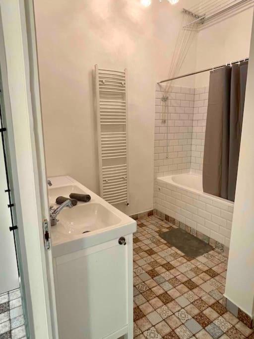 Knezits Spacious Ac Terrace Free Parking 부다페스트 외부 사진